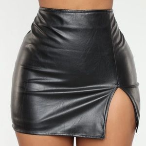 Flame in your heart skirt faux leather black